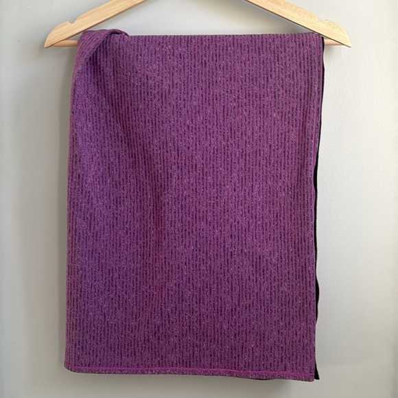 Lululemon Vinyasa Scarf *Rulu - Picture 3 of 4